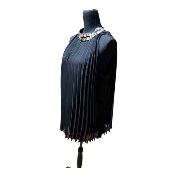 Jessica London black sleeveless top with pleats and a jewel-embellished neckline - Picture 4 of 6
